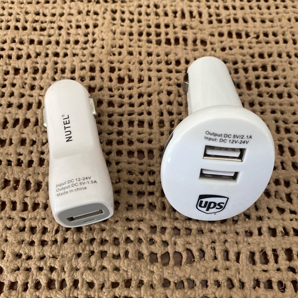 (2) SET DUAL USB CAR CHARGERS